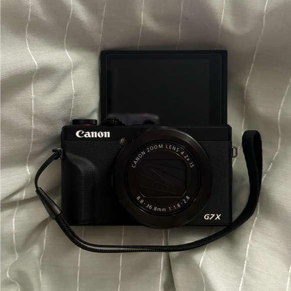 Canon G7X Mark lll